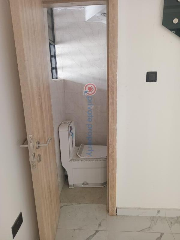 4 bedroom Terraced Duplex For Sale Jakanda Frist Gate Lekki Phase 1 Lagos - 4