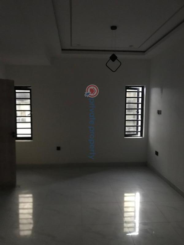 2 bedroom Block Of Flats For Sale Ologolo Lekki Lagos - 5