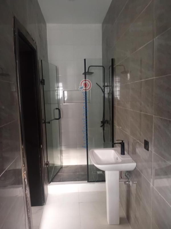 2 bedroom Block Of Flats For Sale Lekki Phase 1 Lagos - 9