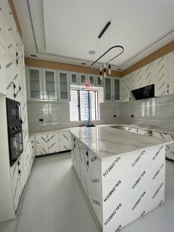 5 bedroom Detached Duplex For Sale Chevron Drive Lekki Lagos - 3