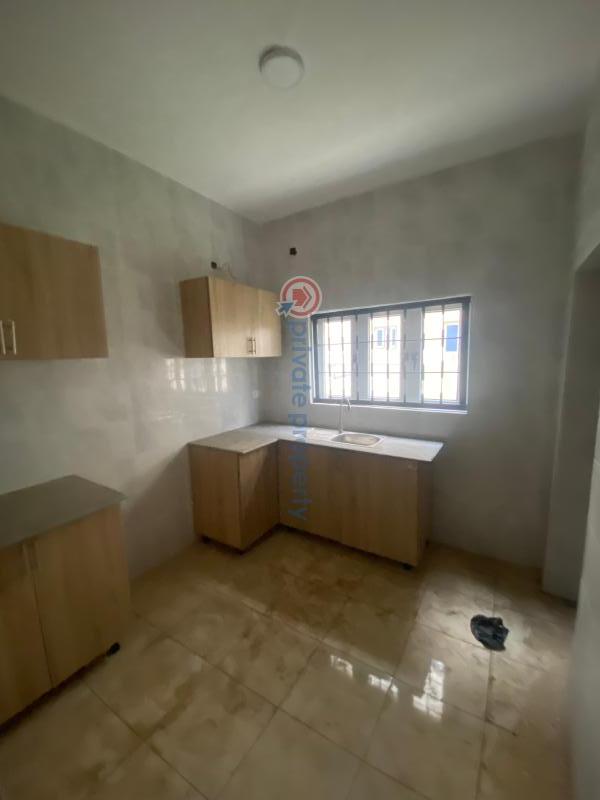 2 bedroom Block Of Flats For Rent Jahi Aduvie School Jahi Abuja Phase 2  - 11