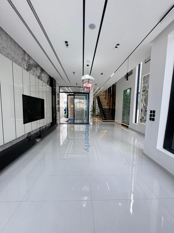 5 bedroom Duplex For Sale Lekki 2nd Toll Gate Chevron Drive Lekki Lagos - 2