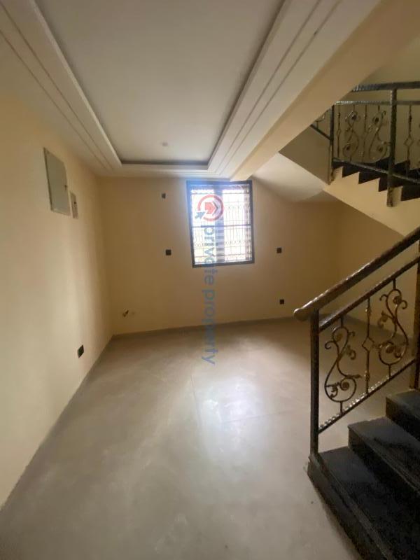 4 bedroom Terraced Duplex For Rent Jahi Main By Aduvie School Jahi Abuja Phase 2  - 17