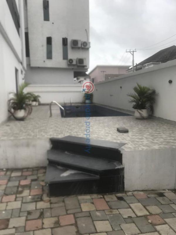 4 bedroom Duplex For Sale Chevron Drive Lekki Lagos - 1