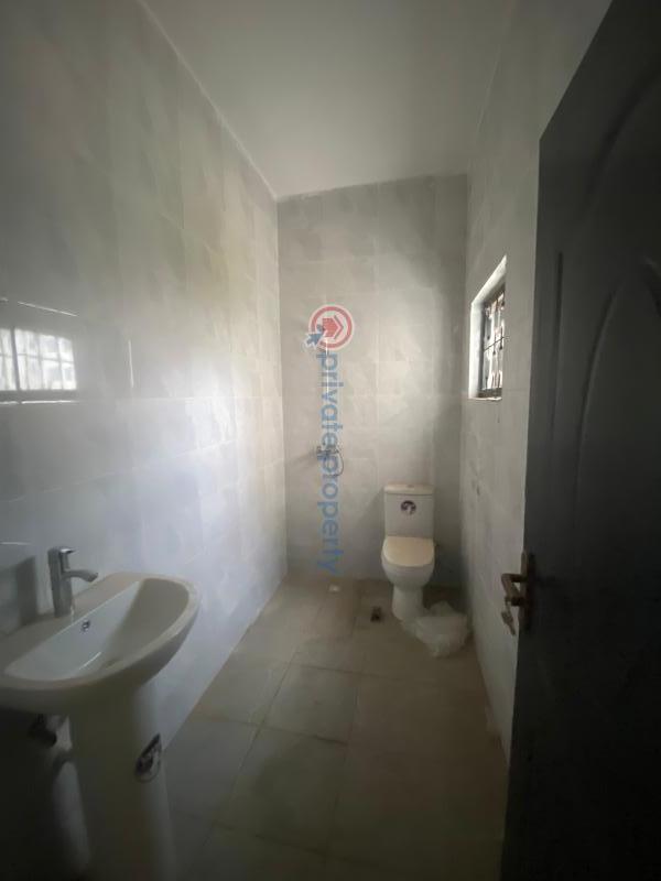2 bedroom Block Of Flats For Rent Jahi Aduvie School Jahi Abuja Phase 2  - 10