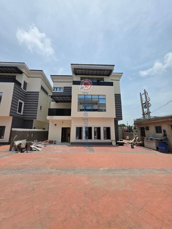 4 bedroom Detached Duplex For Sale Platinum Way Jakande Jakande Lekki Lagos - 0