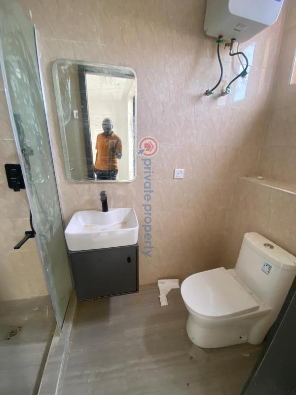 1 bedroom Block Of Flats For Sale Lekki Phase 1, Lagos State. Lekki Phase 1 Lagos - 5