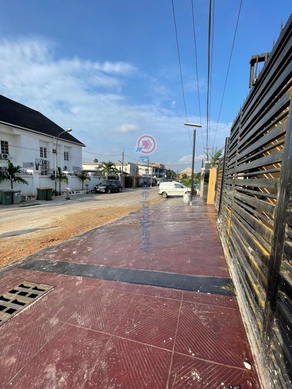 5 bedroom Duplex For Sale Arowojobe Estate Mende Maryland Lagos - 4