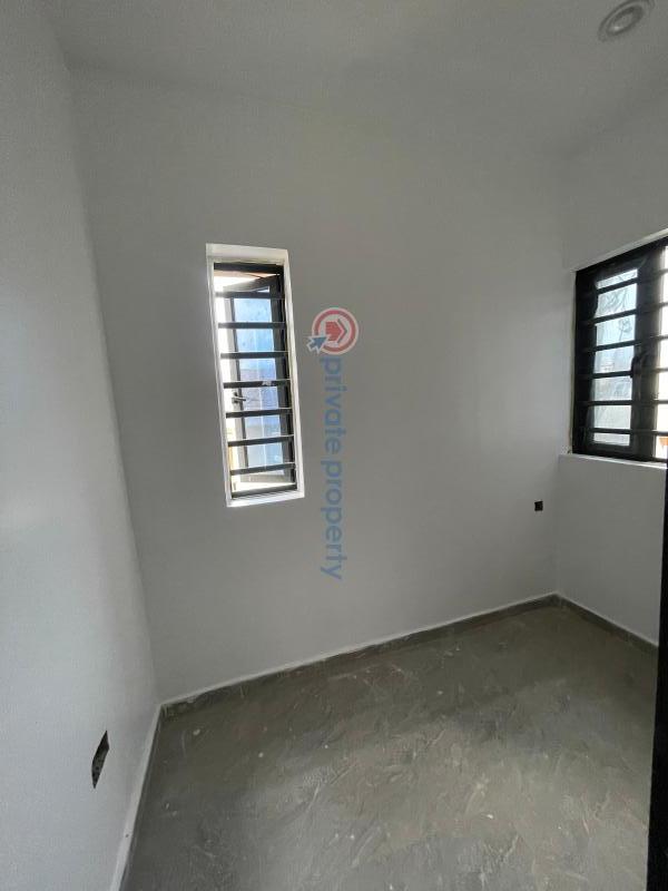 World class 3 bedroom premium apartments + bq - 4 3 bedroom Block Of Flats For Sale Shonny Drive Shonibare Estate Maryland Lagos - 4