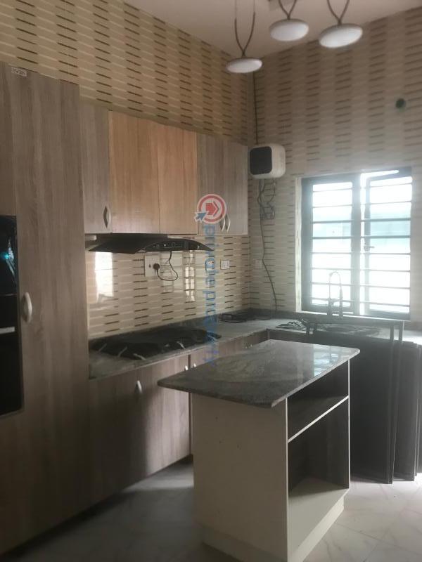 4 bedroom Terrace For Sale Admiralty Estate Igbo Efon Lekki Lagos - 3