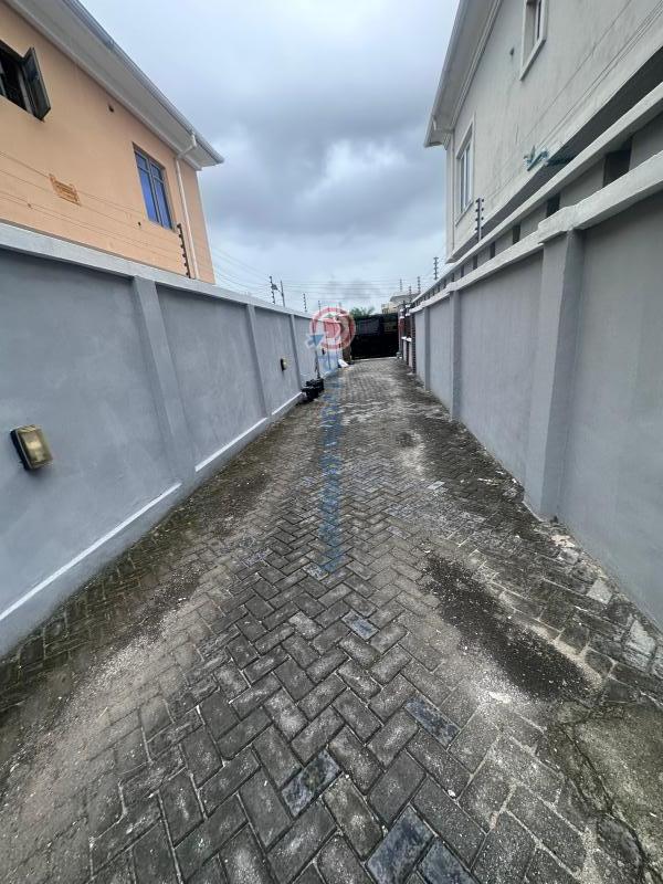 5 bedroom House For Rent Lekki Scheme 2 Ajah Lagos - 1