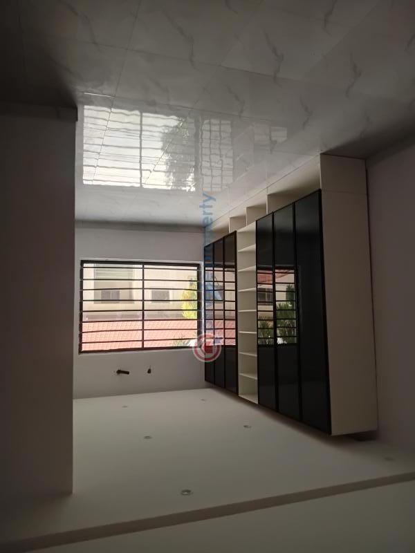 3 bedroom Block Of Flats For Sale Lekki Phase 1 Lagos - 8
