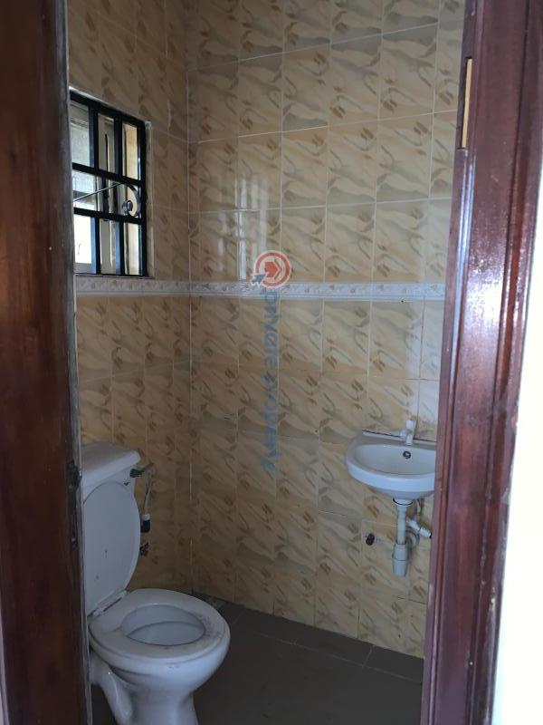 2 bedroom Block Of Flats For Rent Thomas Estate Ajah Lagos - 4