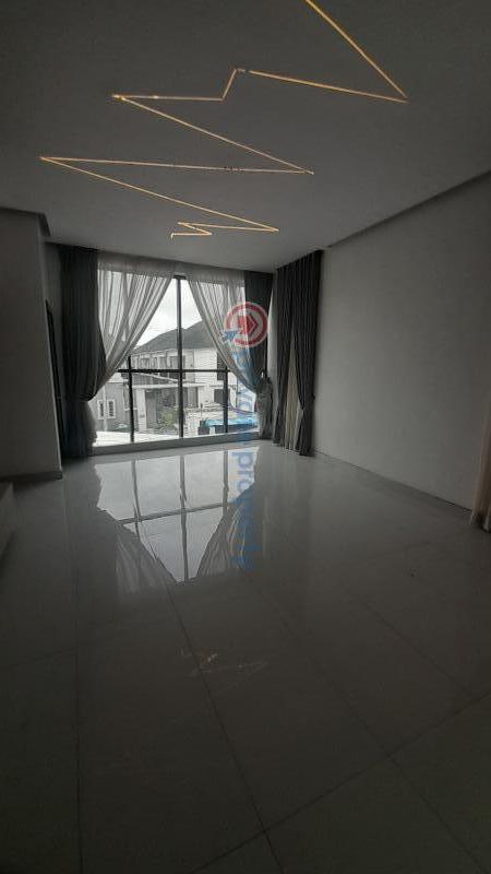 Partly furnished luxurious 5 bedroom fully detached smart home - 14 5 bedroom Duplex For Sale Orchid Road Chevron Drive Lekki Lagos - 14