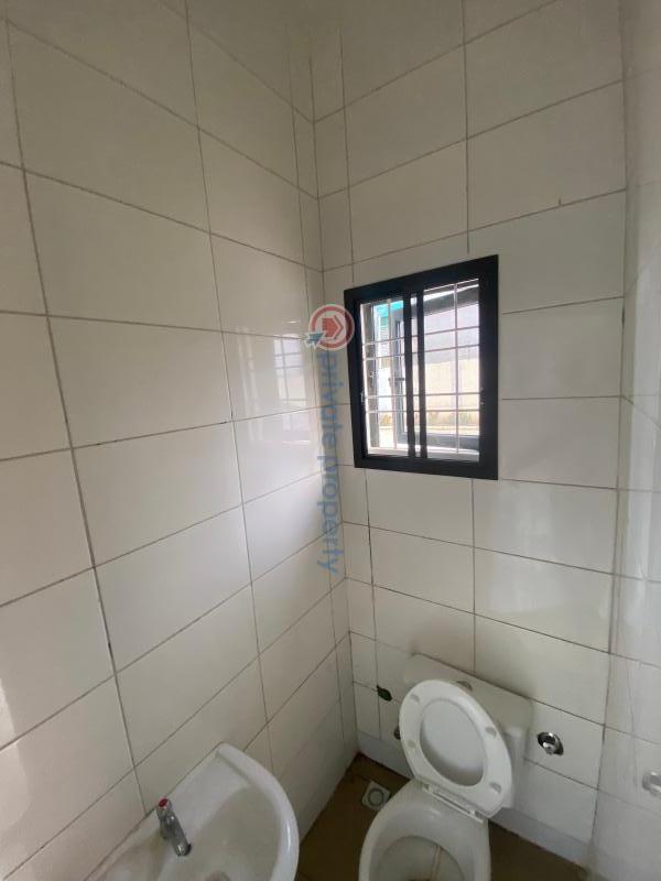 2 bedroom Block Of Flats For Rent Jahi Gilmore Jahi Abuja Phase 2  - 3