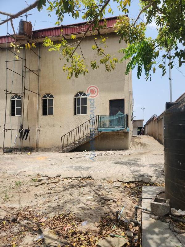 A large open building with a large hall - 4 5 bedroom Event Hall For Sale Expressway Ogudu Road Ojota Lagos - 4