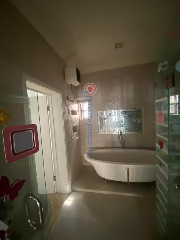 A well finished three (3)  bedroom duplex, in a serviced estate block - 18 3 bedroom Detached Duplex For Sale Ikate Elegushi Lekki Lagos - 18