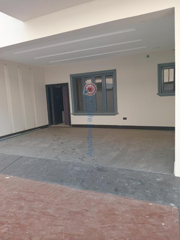 4 bedroom Terraced Duplex For Sale Jakanda Frist Gate Lekki Phase 1 Lagos - 1