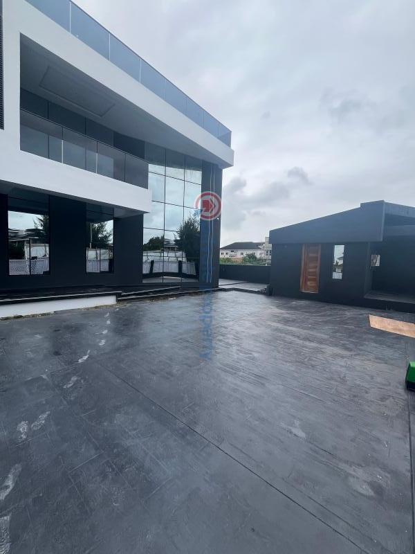 5bedroom smart home - 2 5 bedroom Detached Duplex For Sale Royal Gardens Ajah Lagos - 2