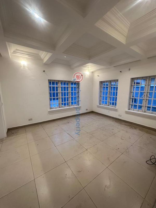 5 bedroom House For Rent Lekki Scheme 2 Ajah Lagos - 2