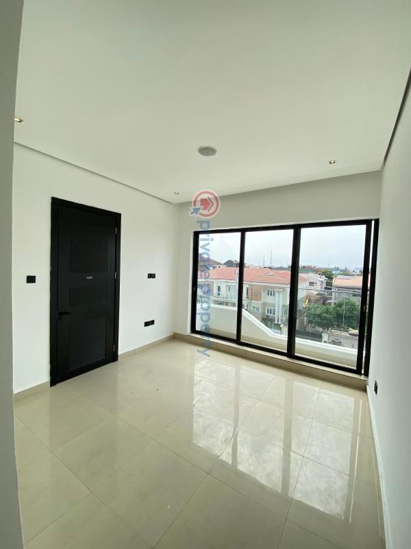 2 bedroom Block Of Flats For Sale Lekki Phase 1 Lagos - 17