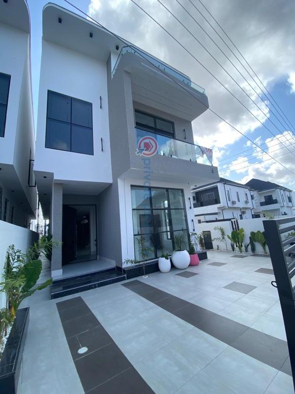 5 bedroom Detached Duplex For Sale Ajah Lekki Lagos Thomas Estate Ajah Lagos - 2