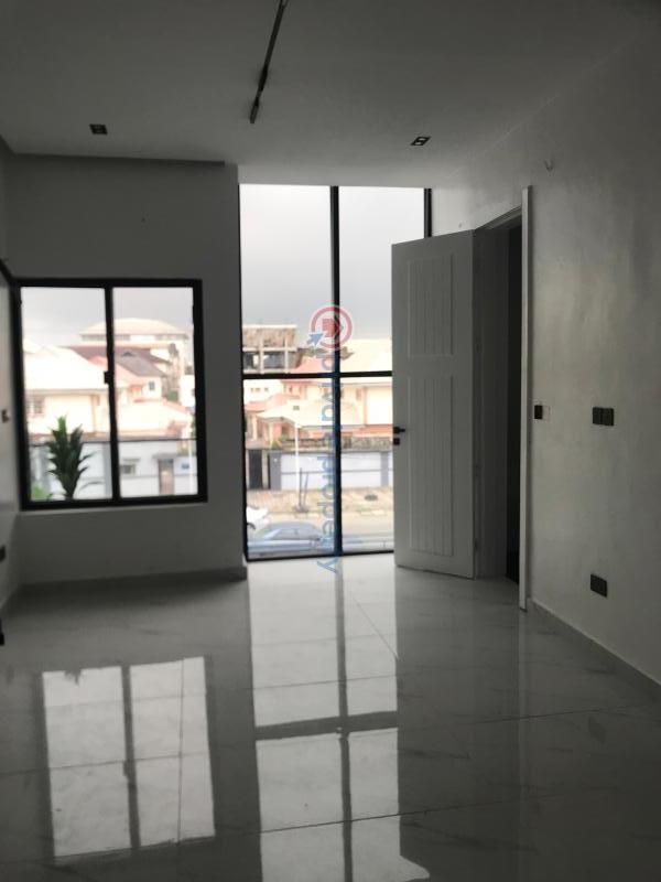 5 bedroom Detached Duplex For Sale Chevron Drive Lekki Lagos - 7