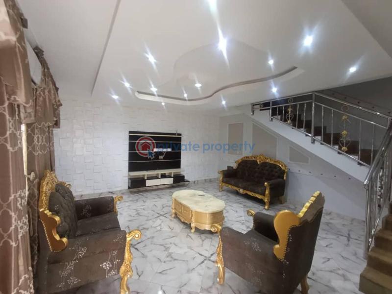 5 bedroom House For Sale Customs Gate, Oluyole Estate, Ibadan. Oluyole Estate Ibadan Oyo