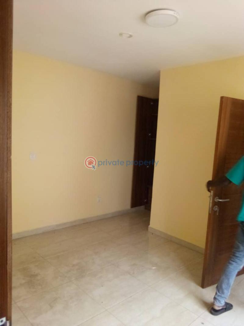 House For Rent  Location: * Kolapo Ishola Gra, Ibadan * Ibadan Oyo - 4