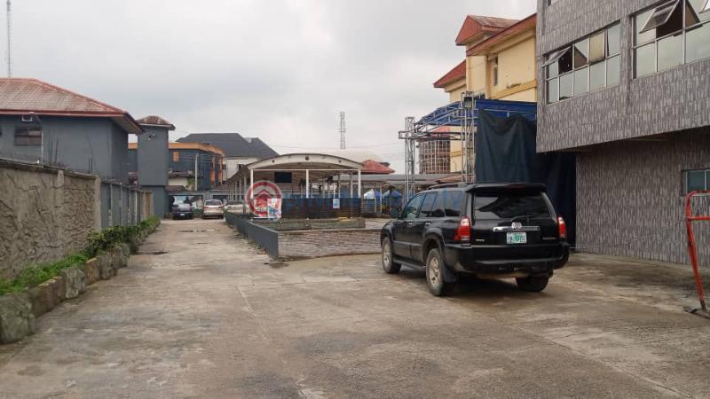 Hotel For Sale Ogbor Hill, Aba, Abia State. Abia  - 2