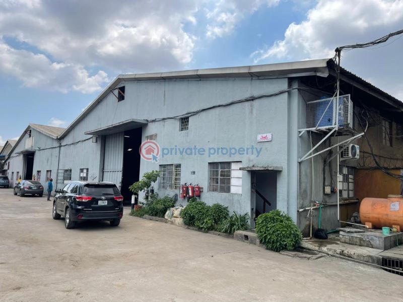 Warehouse For Sale Along Agege Motor Road Mushin Lagos
