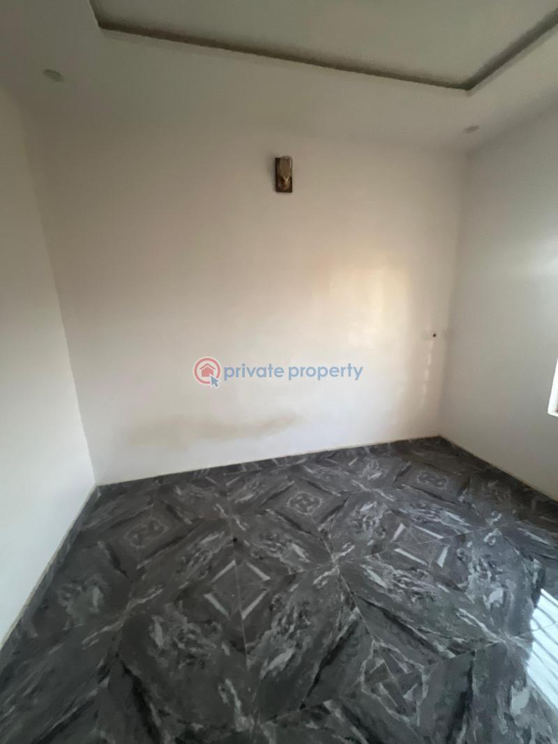 2 bedroom Block Of Flats For Rent Ibadan Oyo - 3