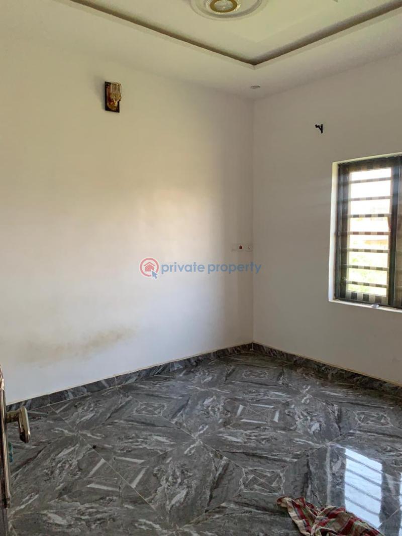 House For Rent Olounde Ologuneru, Opp Lariken College Ibadan Oyo - 6