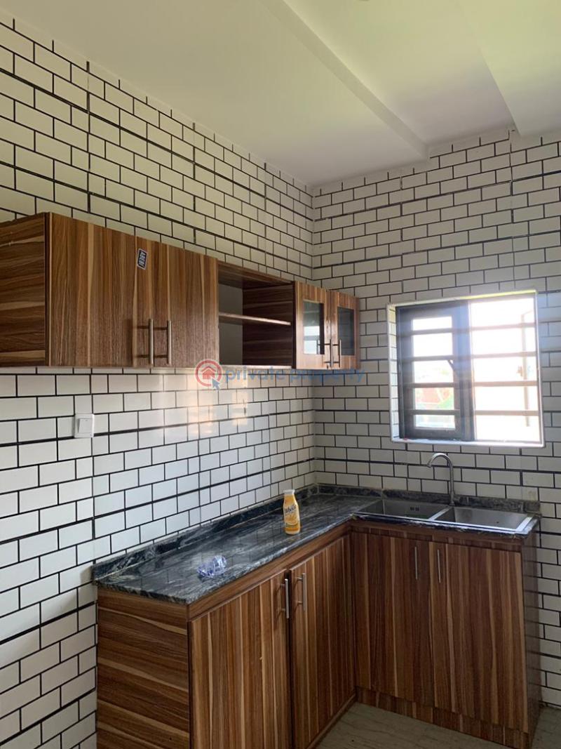 House For Rent Olounde Ologuneru, Opp Lariken College Ibadan Oyo - 4