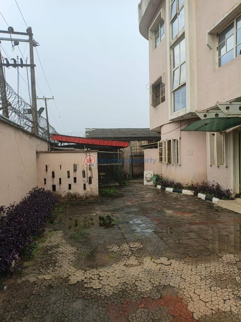 Hotel For Sale Off Lasu Road Ikotun/Igando Lagos - 3