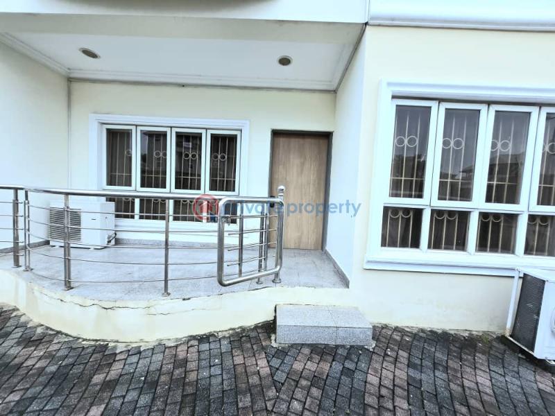 A 3 bedroom apartment with a bq. - 1 3 bedroom Flat & Apartment For Rent Banana Island Ikoyi Lagos - 1