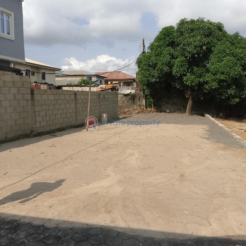 3 bedroom Flat & Apartment For Rent Sunny Villa, Even Estate Ado Ajah Lagos - 1