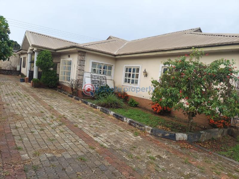 3 bedroom Detached Bungalow For Sale Ibikunle Avenue, Old Bodija Bodija Ibadan Oyo - 3