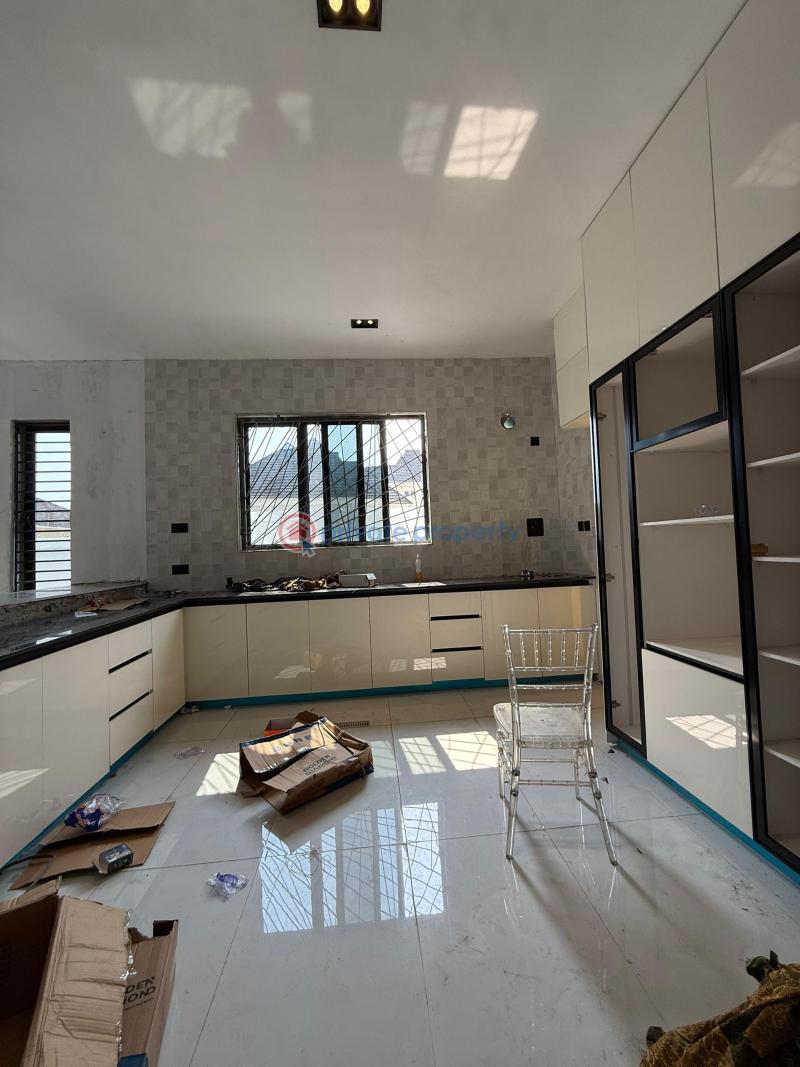 3 bedroom Detached Duplex For Sale Kolapo Ishola Gra Akobo Ibadan Oyo - 3