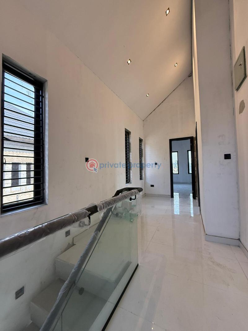 3 bedroom Detached Duplex For Sale Kolapo Ishola Gra Akobo Ibadan Oyo - 10