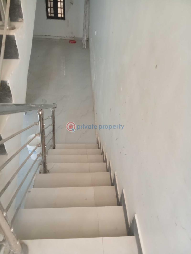 3 bedroom Detached Duplex For Sale Adeyi Bodija Ibadan Oyo - 3