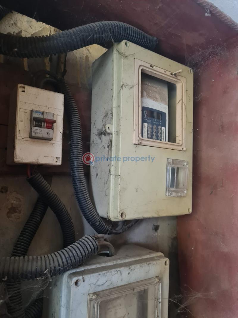 3 bedroom Block Of Flats For Sale Alaka/Iponri Surulere Lagos - 9