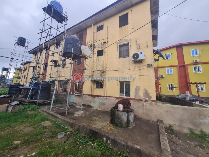 3 bedroom Block Of Flats For Sale Alaka/Iponri Surulere Lagos - 1