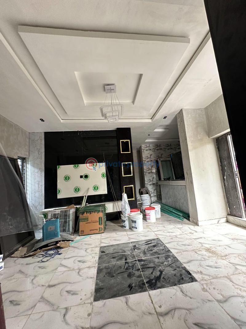 A  3bedroom bungalow with security house at aba-nla, (3 houses to the main road - 6 3 bedroom Bungalow For Sale Ologuneru–eleyele Road Ibadan Oyo - 6