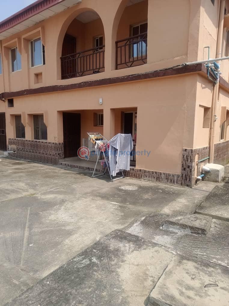 3 bedroom Block Of Flats For Rent Badore Ajah Lagos - 13