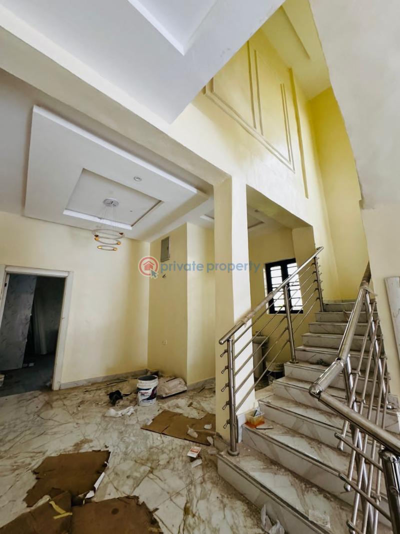 House For Rent At Kolapo Ishola Gra. Akobo Ibadan Oyo - 9