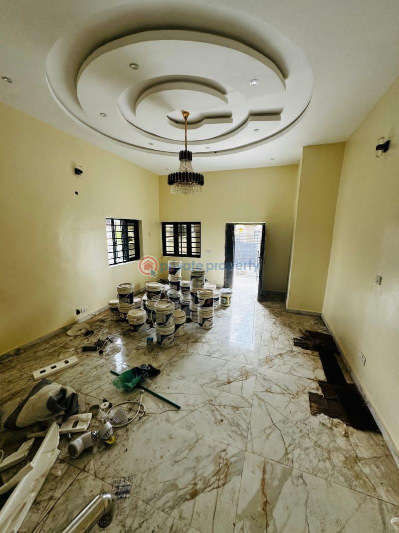 House For Rent At Kolapo Ishola Gra. Akobo Ibadan Oyo - 11