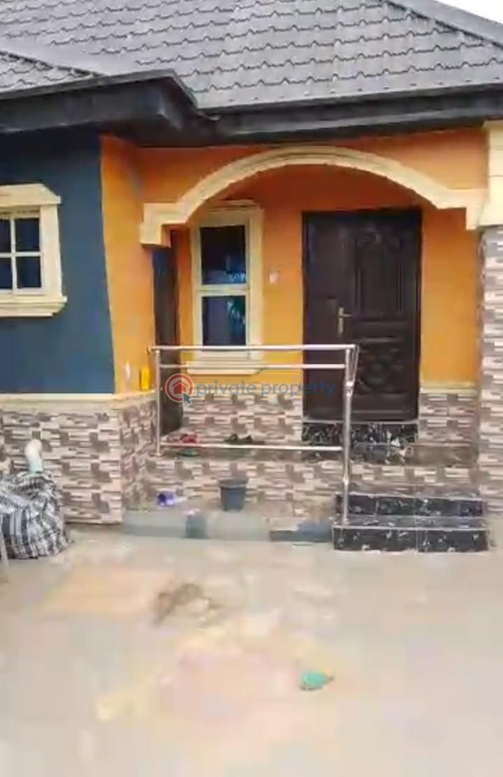 4 bedroom Bungalow For Sale Ikola Alagbado Abule Egba Lagos - 2