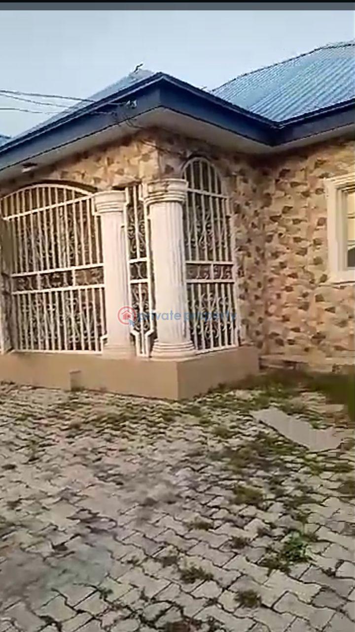 For sale 4 bedroom Bungalow Trademore Estate Lugbe Abuja Phase 4 (PID