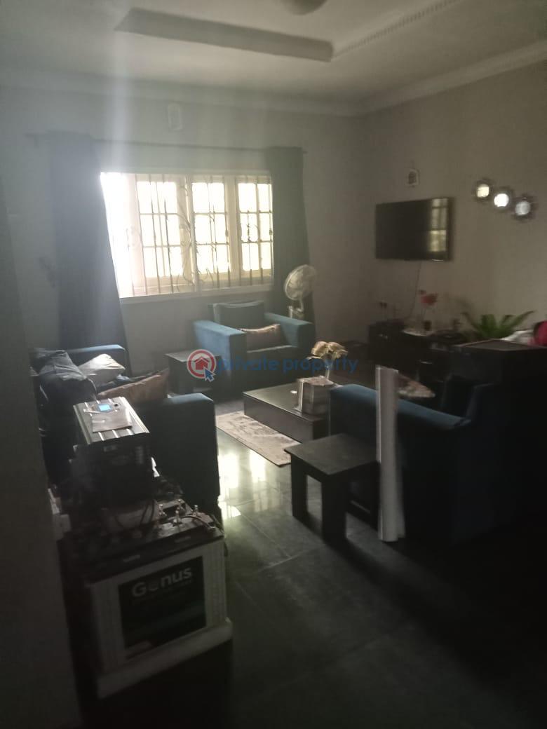 4 bedroom Detached Bungalow For Sale Yanbule Area, Basorun Ibadan Oyo - 4